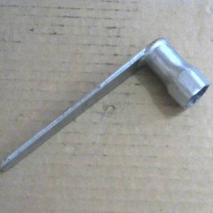 Tulppa-avain Suzuki alkuperäinen